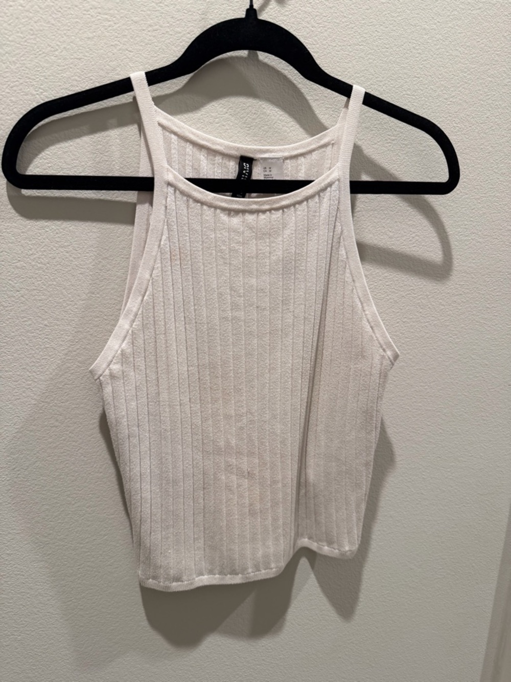 White Ribbed High-Neck Tank Top - Unbranded